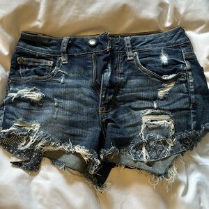 American Eagle Super Stretch dark ripped denim shorts / 00